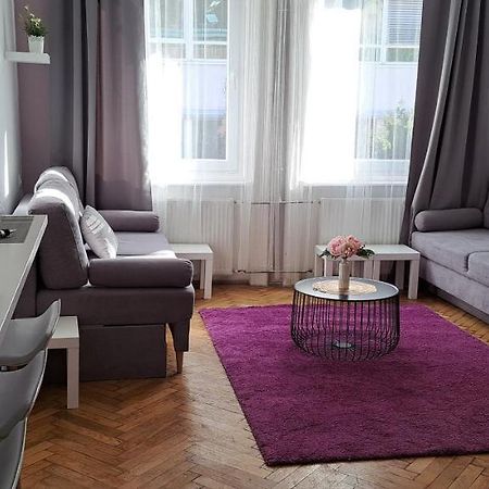 Sweet 16 Apartment In The Party District Budapest Exterior foto