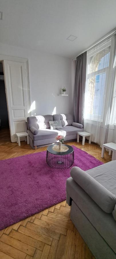 Sweet 16 Apartment In The Party District Budapest Exterior foto
