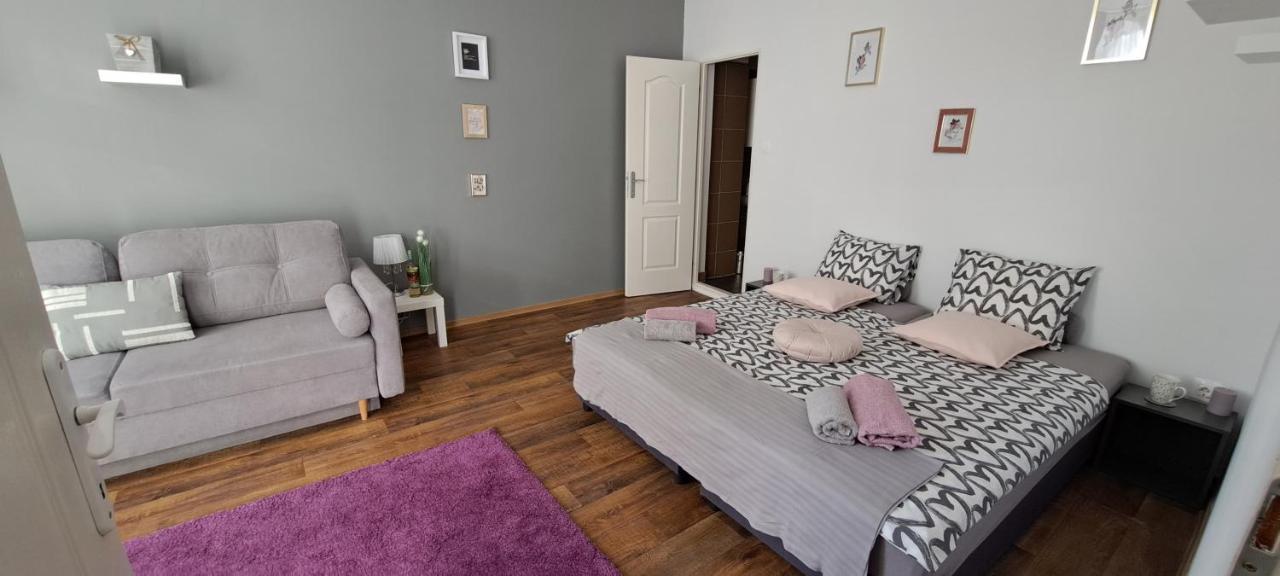 Sweet 16 Apartment In The Party District Budapest Exterior foto